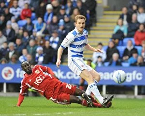 Images Dated 28th January 2012: Reading vs. Bristol City: A Clash of Football Talents (Season 11-12)