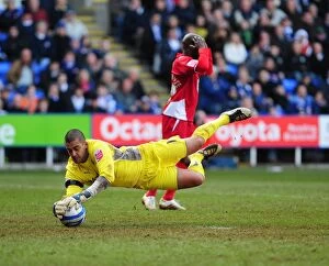 Images Dated 13th March 2010: Reading's Federici Denies Campbell-Ryce: Dramatic Save in Reading vs