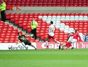 Nottingham Forest V Bristol City Prints: Robert Earnshaw Scores the Game-Winning Goal for Nottingham Forest Against Bristol City
