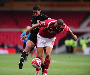 Images Dated 7th November 2009: Saborio and Wilson: A Clash of Football Stars (Nottingham Forest vs. Bristol City)