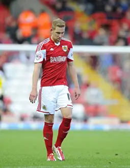 Bristol City V Oldham Athletic Prints: Scott Wagstaff in Action: Bristol City vs Oldham Athletic (November 2013)