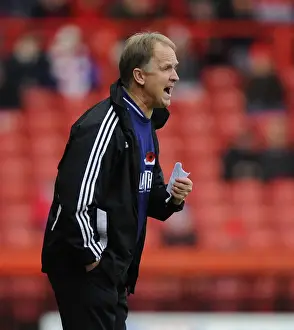 Framed Print : Sean O'Driscoll Leads Bristol City in FA Cup Battle against Dagenham and Redbridge