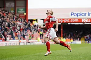 Framed Print : Simon Gillett's Thrilling Winning Goal for Bristol City Against Gillingham, Sky Bet League One (2014) Framed Print : Simon Gillett's Thrilling Winning Goal for Bristol City Against Gillingham, Sky Bet League One (2014)