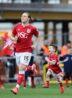 Images Dated 5th March 2016: Sky Bet Championship Showdown: Bristol City vs. Cardiff City - Exciting Mascot Action at Ashton Gate