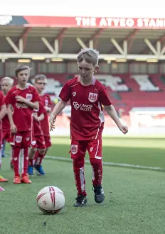 Sky Bet Championship Showdown: Bristol City vs Barnsley at Ashton Gate (22/04/2017)