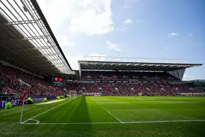 Sky Bet Championship Showdown: Bristol City vs Birmingham City at Ashton Gate Stadium