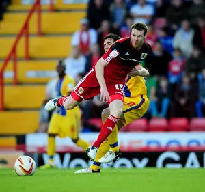 Bristol City V Crystal Palace Prints: Stephen Pearson in Action: Bristol City vs Crystal Palace, Championship 2012