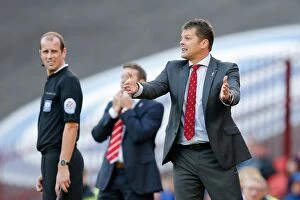 Images Dated 25th October 2014: Steve Cotterill in Action: Barnsley vs. Bristol City, 2014 - Sky Bet League 1