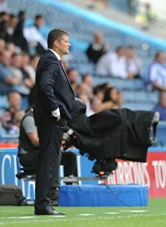 Images Dated 8th August 2015: Steve Cotterill Guides Bristol City at Hillsborough: Sky Bet Championship Clash vs