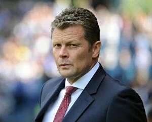 Images Dated 8th August 2015: Steve Cotterill Leads Bristol City in Championship Clash at Hillsborough Stadium
