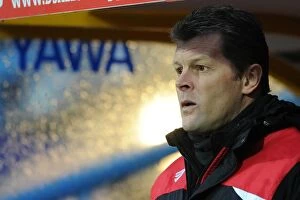 Images Dated 12th December 2015: Steve Cotterill Leads Bristol City at Huddersfield Town, Sky Bet Championship (12/12/2015)