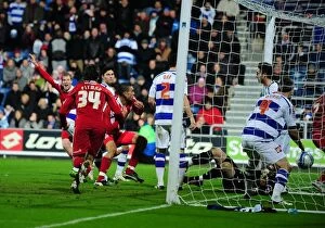 Images Dated 3rd January 2011: Steven Caulker's Dramatic Last-Minute Equalizer: QPR vs. Bristol City, Championship (03/01/2011)