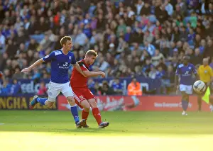 Steven Davies Long-Range Shot at King Power Stadium - Leicester City vs. Bristol City, Football Championship Match