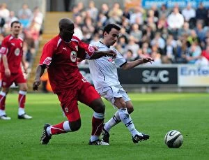 Images Dated 18th April 2009: Swansea vs. Bristol City: A Football Rivalry (08-09) - Clash of the Swans and Robins