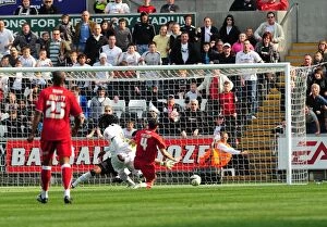 Images Dated 18th April 2009: Swansea vs. Bristol City: The Intense Football Rivalry (Season 08-09)
