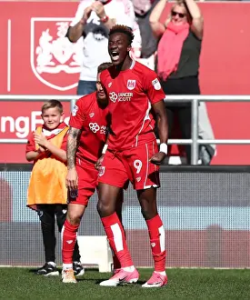 Tammy Abraham's Euphoric Goal Celebration: A Thrilling Moment at Ashton Gate (Bristol City v Barnsley, 2017)