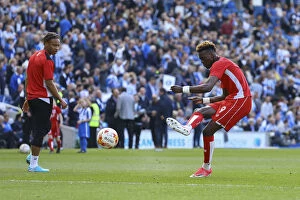 Images Dated 29th April 2017: Tammy Abraham's Pre-Match Routine: Brighton & Hove Albion vs