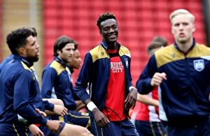 Images Dated 29th October 2016: Tammy Abraham's Pre-Match Routine: Barnsley vs. Bristol City, 2016