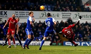 Images Dated 30th December 2016: Tammy Abraham's Shot at Glory: Ipswich Town vs. Bristol City, Sky Bet Championship (December 2016)