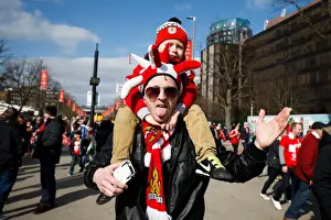 Thousands of Bristol City Fans Converge on Wembley Stadium for the Johnstones Paint Trophy Final