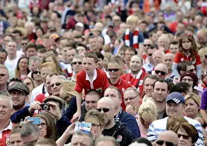 Automatic Prints: Thousands of Bristol City Fans Pack Lloyds Amphitheater for Epic Celebration Tour (2015)