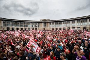 Images Dated 4th May 2015: Thousands Celebrate: Bristol City's Double Title Victory Parade - Champions of League 1