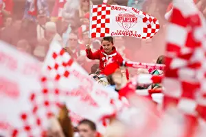 Champions Prints: Thousands of Ecstatic Fans Pack Lloyds Amphitheatre for Bristol City's Championship Promotion Parade