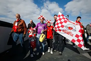 Thousands of Passionate Bristol City Fans Converge on Wembley Stadium for the Johnstones Paint Trophy Final