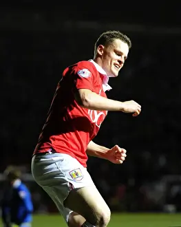 Framed Print : Thrilling Goal: Matt Smith's Strike for Bristol City vs Port Vale in Sky Bet League One