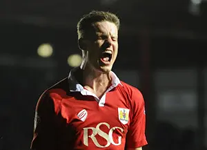 Framed Print : Thrilling Moment: Matt Smith's Goal Celebration for Bristol City in Sky Bet League One