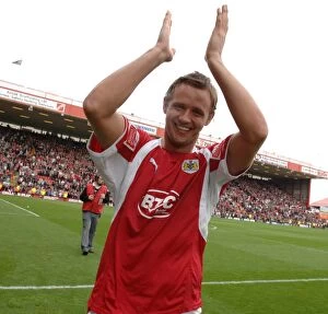 Images Dated 4th May 2008: Thrilling Showdown: Lee Trundle vs Preston North End at Bristol City