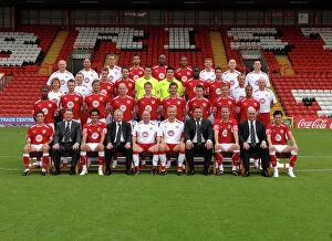 Images Dated 2nd September 2008: Unified Team Spirit: 08-09 Bristol City First Team