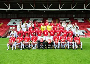United in Football: 09-10 Bristol City First Team Season Photo