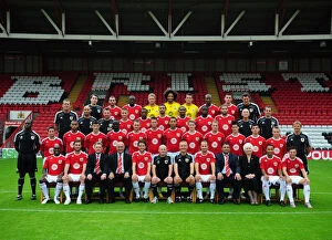 Team Photo Collection: United Front: Bristol City First Team - 10-11 Season