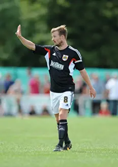 Pre Season Prints: Wade Elliott Joins Bristol City: Pre-Season Friendly vs Portishead Town (05.07.2014)