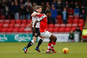 Crewe V Bristol City Prints: Wade Elliott vs Anthony Grant