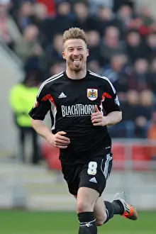 Rotherham United V Bristol City Prints: Wade Elliott's Goal Celebration: Rotherham United vs. Bristol City, March 2014